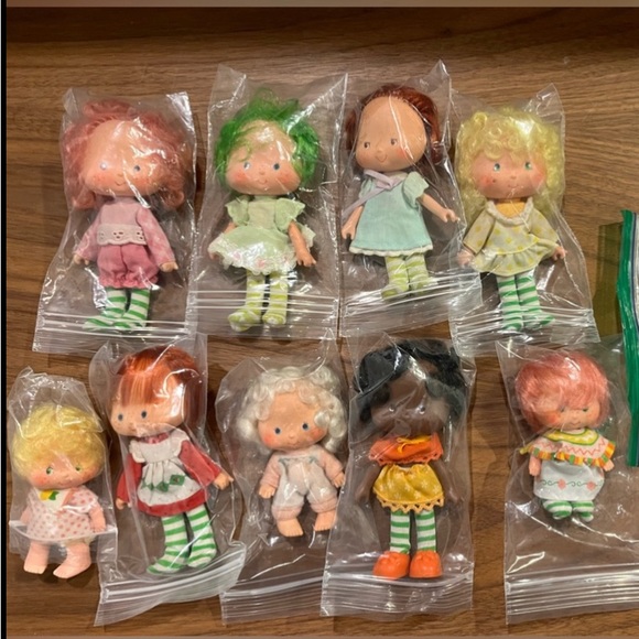 strawberry shortcake Other - Set (9) of Vintage Strawberry Shortcake Dolls